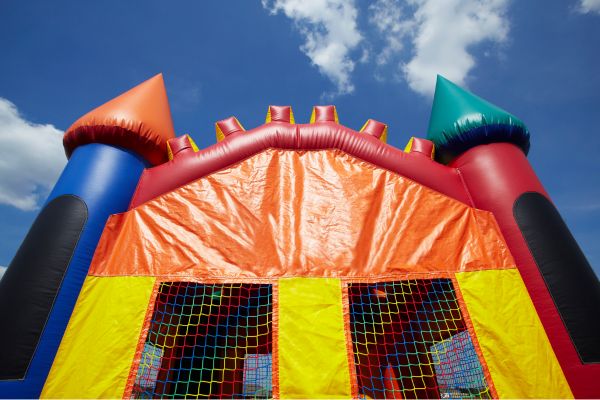 Alquiler de castillos hinchables en Barcelona