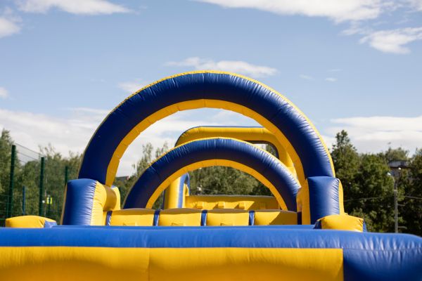 Alquiler de pista americana hinchable en Barcelona